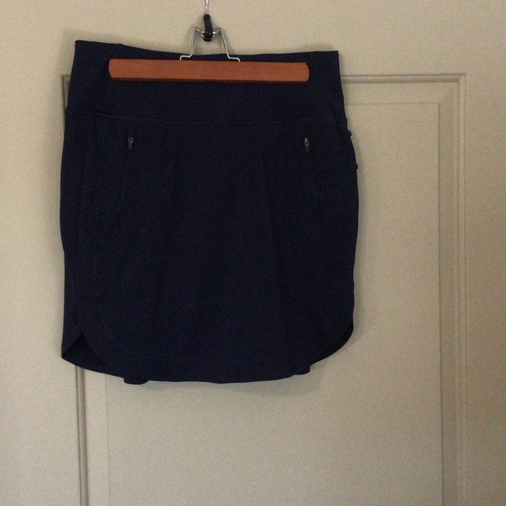Athleta Fairway Golf Skort in Dark Blue